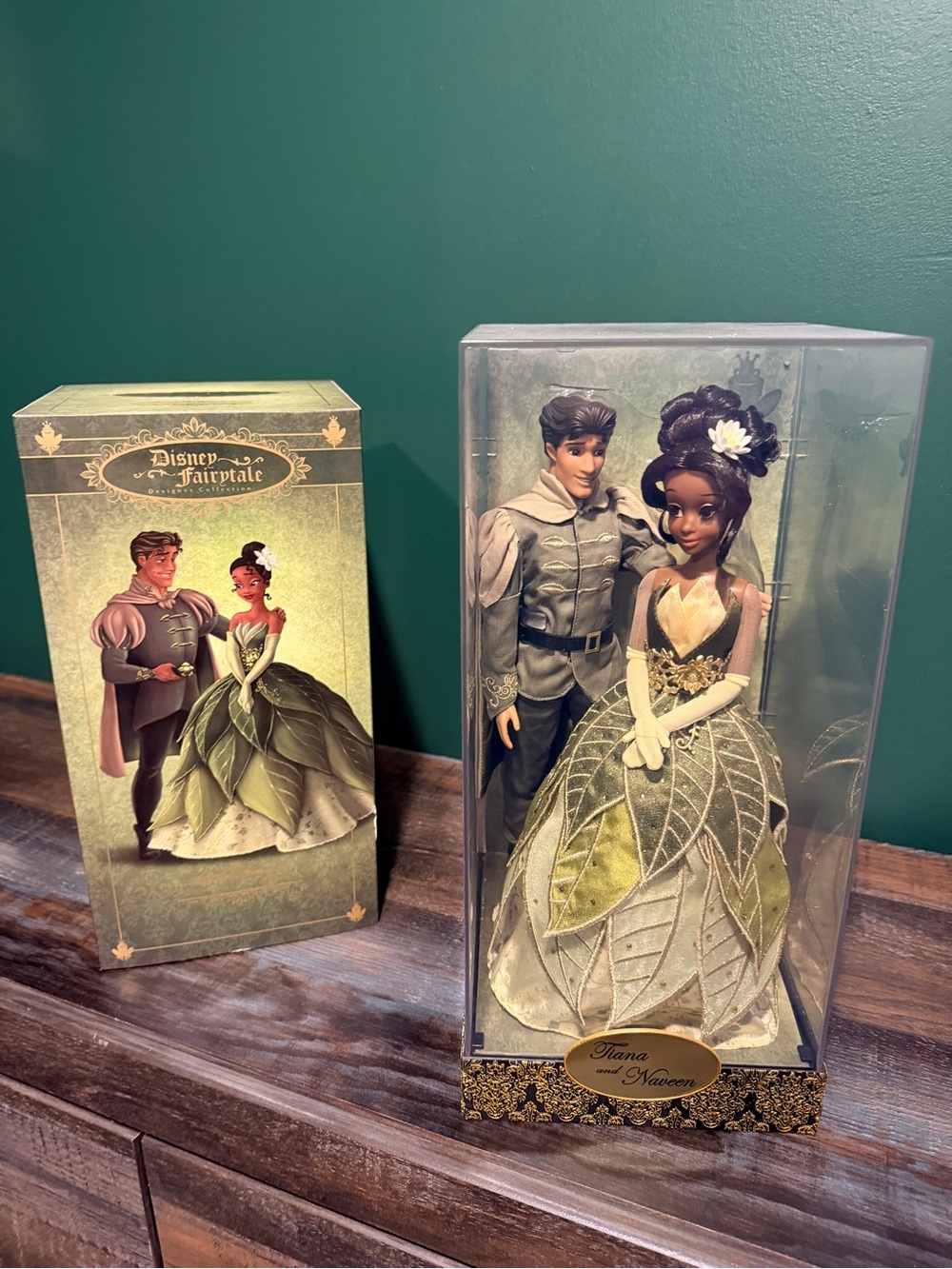 Disney Tiana & Prince Naveen Collector Set - Green, Cream